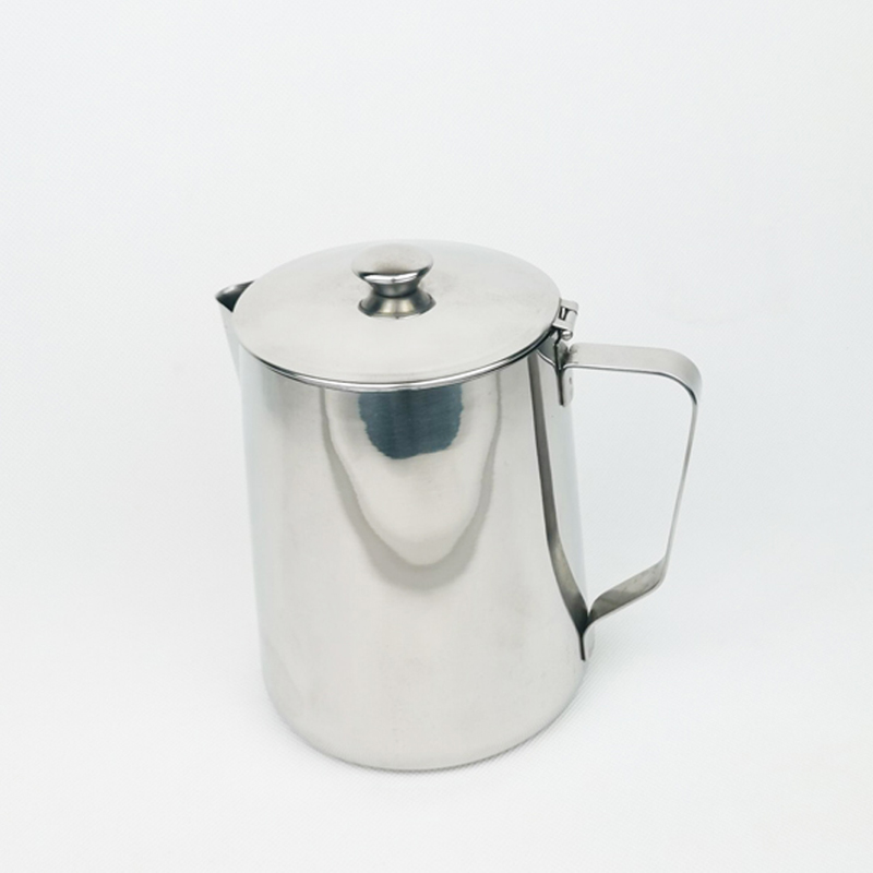 38 stainless steel milk steaming pitcher na may takip